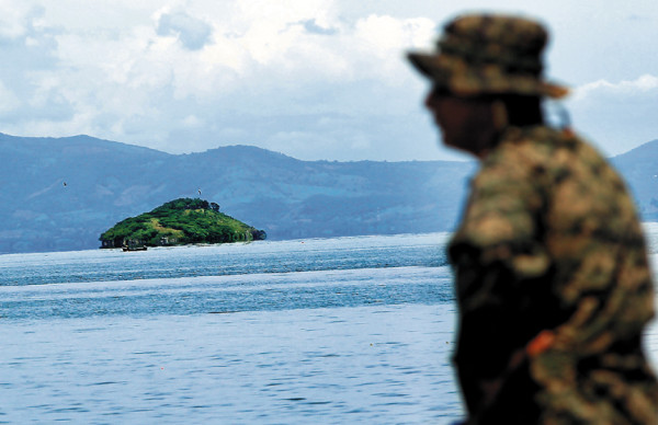 Honduras debe acudir a países amigos y a la ONU