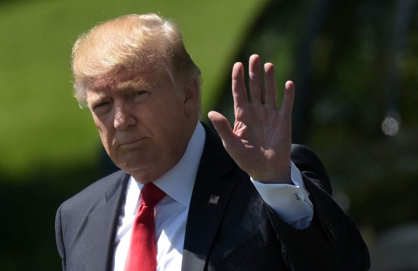 Presionado por obtener resultados Trump apunta hacia el muro y las redadas en ciudades santuario