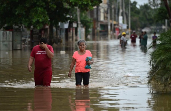 Una marea de lodillo, viviendas destruidas y un duro reinicio, el drama de los limeños (FOTOS)
