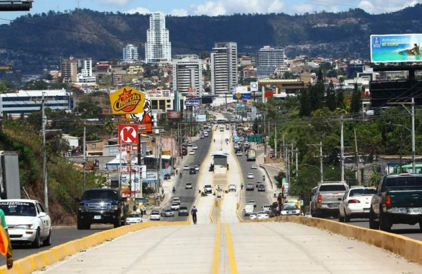 Ricardo Álvarez: 'Tito es el rey de la infraestructura, yo soy el campeón para atender a los pobres”