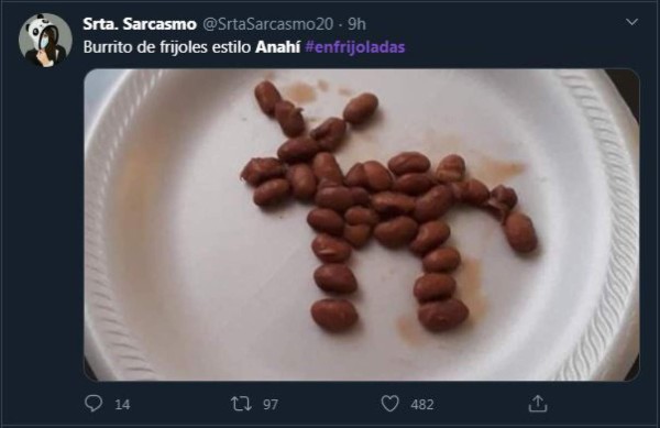 'Síganme para más recetas': Los memes que dejaron las enfrijoladas de Anahí