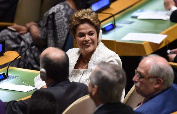 Rousseff afirma en la ONU que pueblo brasileño 'sabrá impedir cualquier retroceso'