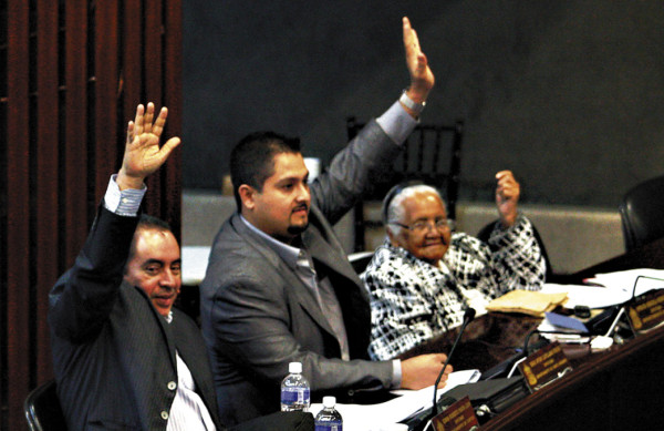 Honor a quienes pintaron canas por Honduras