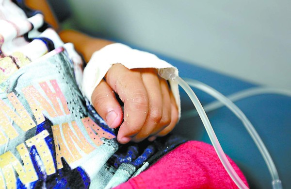 Un perro casi le amputa el pene a niño de dos años en Danlí