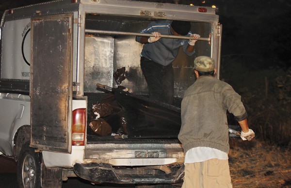 Envueltas en saco y petate dejan a dos mujeres