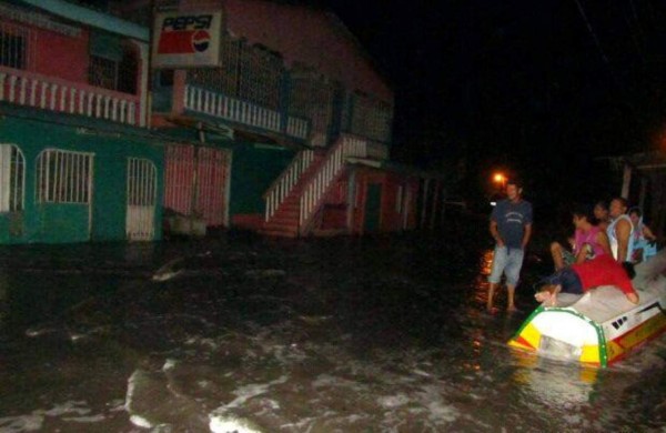 Honduras: En alerta verde permanece costa pacífica por mareas altas