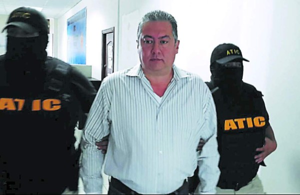 Fiscalía pedirá apertura de juicio contra Roberto Cardona Valle, exviceministro de Serna