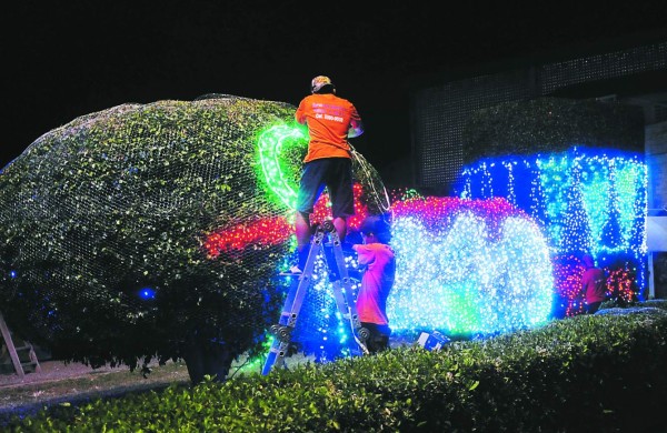 La alegría de la Navidad invade los hogares de los capitalinos