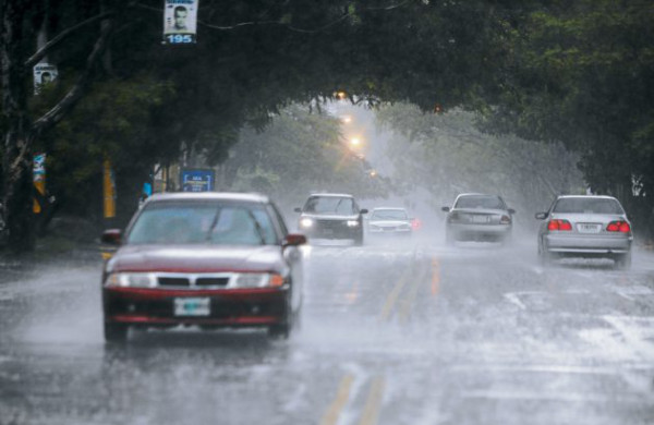 La capital en emergencia por azote de tormentas
