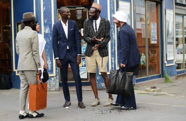 'Los Dandis' de El Congo: Viven en la pobreza con trajes lujosos de alta costura