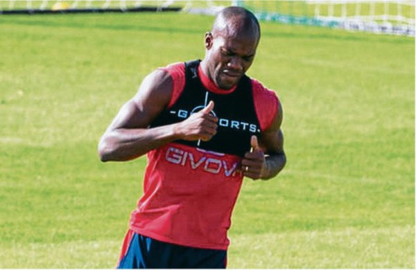 Hondureños no verán acción en fútbol italiano