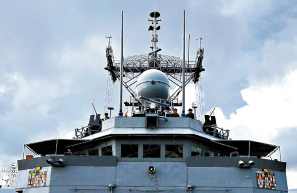 USS CURTS, un barco lleno de gloria dice adiós