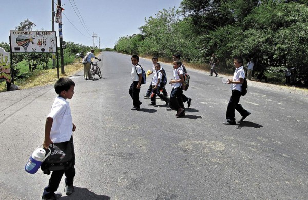 Padres temen por la seguridad de los alumnos en horas libres