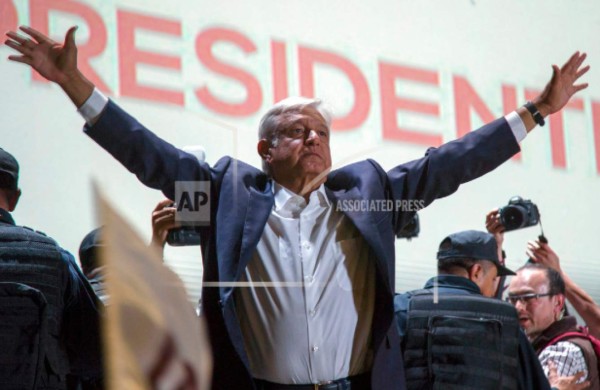 Andrés Manuel López Obrador y sus frases más emblemáticas tras declararse presidente de México