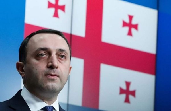 Gabriel Boric y Bukele, entre los dirigentes más jóvenes del mundo