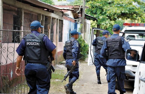 Seguridad envió sin respaldo listado de policías separados al Ministerio Público