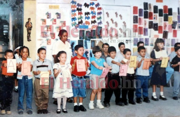 Una estudiante brillante, una niña de medallas: así es Samantha Murillo