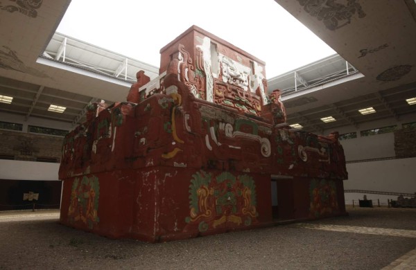 Un recorrido por las piezas originales en el museo de la escultura.