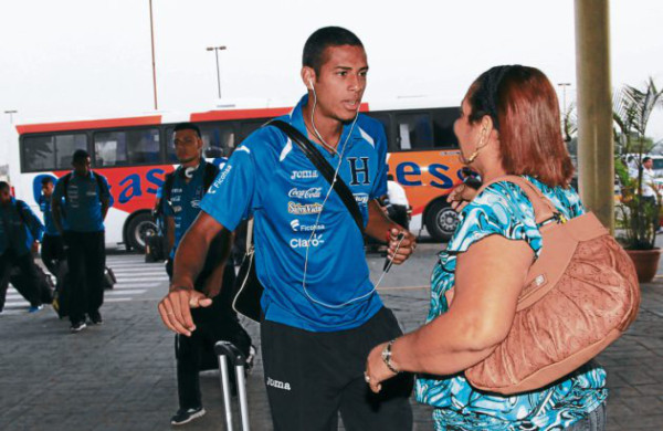 La selección olímpica de Honduras se marchó a Europa