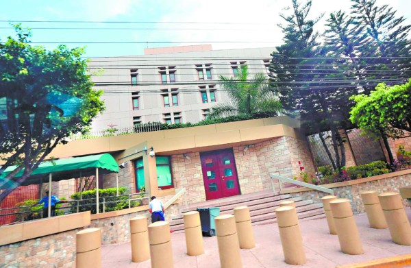 Se suspende una visa cuando alguien no califica