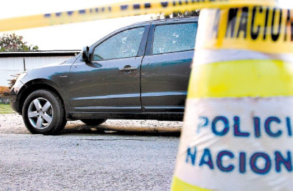 Acribillan a tres hombres en el segundo anillo
