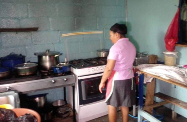 Fuga en cilindro de gas causa alarma en caseta del Instituto Central Vicente Cáceres