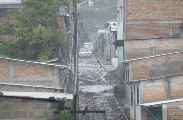 Buscan mejorar las acciones de respuesta en zonas de alto riesgo de la capital de Honduras