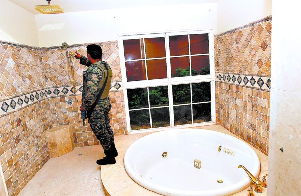 Hasta en Chile hay fondos malversados del IHSS