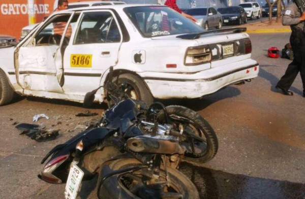 Fuerte 'encontronazo' deja tres heridos cerca de la Villa Olímpica