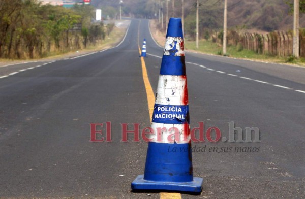 Espectaculares fotos de la quietud que envuelve la capital cerrada por la pandemia