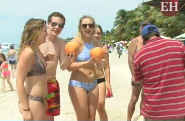 Un saludo especial desde las hermosas playas de Roatán