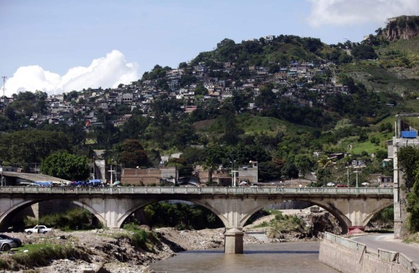 El vulnerable Distrito Central es una de las rutas por las que Iota podría pasar