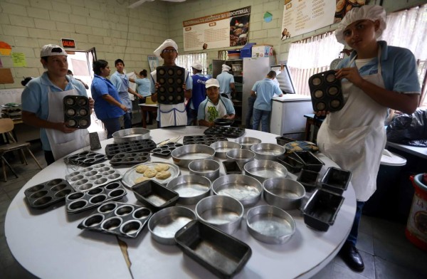 Cecaes, un centro donde la esperanza grita auxilio