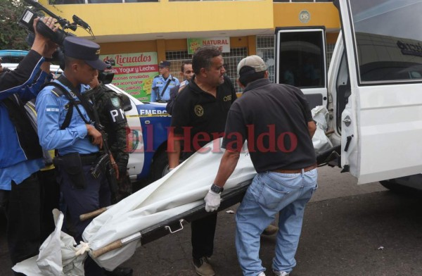 FOTOS: El luto y dolor que dejó el crimen de un microempresario en la colonia Alameda