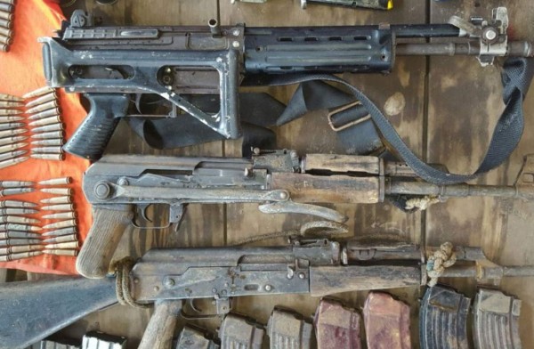 Honduras: Decomisan armas abandonadas por delincuentes en Gracias a Dios  