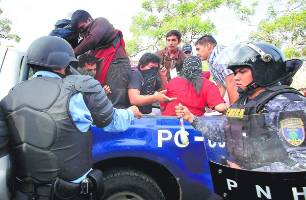 Suspensiones y expulsiones habría en UNAH