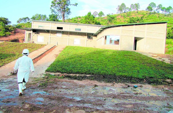 Transforman condiciones de rastro municipal de Danlí