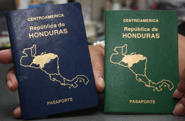 Pasaportes para hondureños son entregados en solo dos días