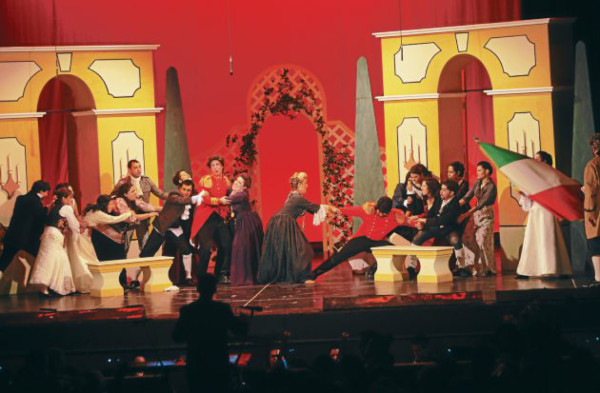 La fidelidad es puesta a prueba en la ópera Cosi Fan Tutte