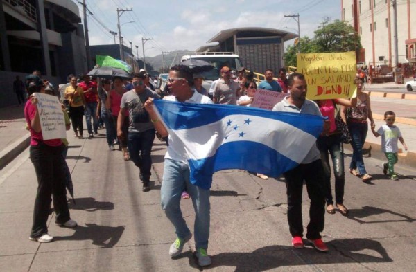 Maestros realizarán protestas en rechazo a aumento salarial