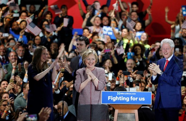 NY acerca a Clinton a nominación; refuerza campaña de Trump&nbsp;&nbsp;