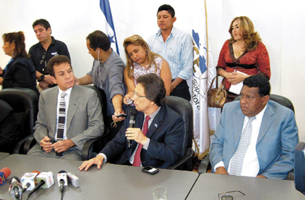 Tribunal Supremo Electoral inscribe al Partido Anticorrupción de Salvador Nasralla