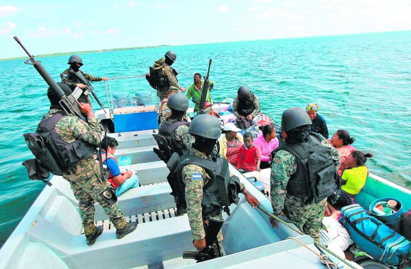 Honduras: Férreo control militar en el mar y en la laguna de Caratasca