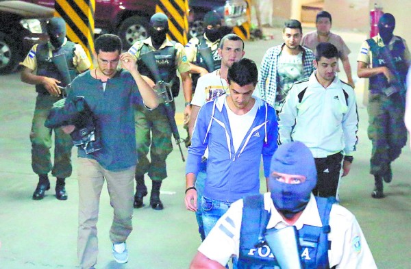 Sirios pagaron L 50,000 de multa para quedar libres