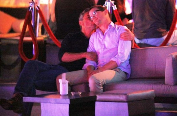 Famoso actor confiesa que lleva casado tres años con un hombre