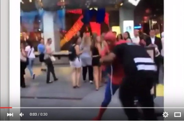 Spiderman salva el día