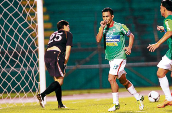 Choloma hace la hombrada y enfrentará a Olimpia en semifinales