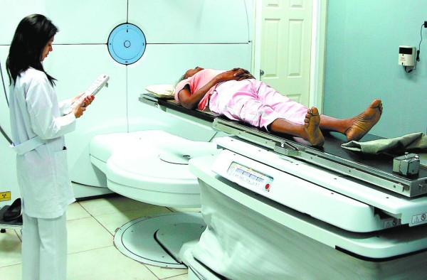 Harán estudio para hospital de cáncer