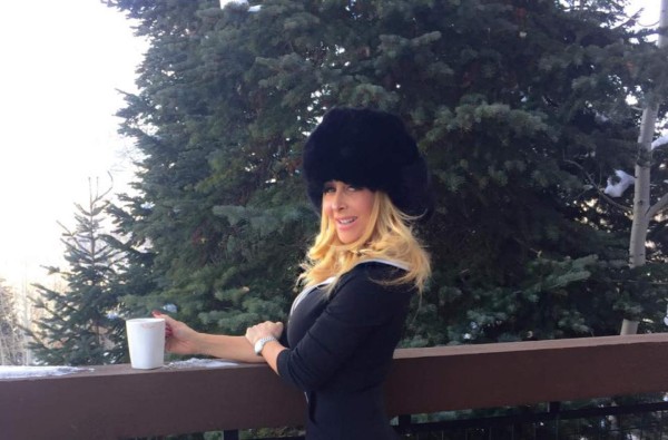 Conoce a Cristian Salas, la sensual esposa de Marco Antonio Solís 'El Buki'