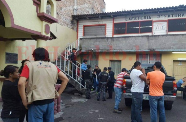 Encapuchados invaden edificio administrativo de la UNAH y hieren a personal